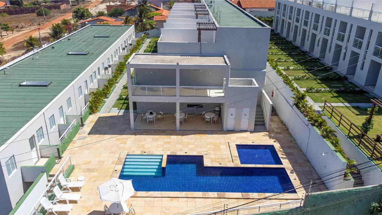 Beach Townhouses #C13 - Acomodacao Por Carpediem Aquiraz Exterior photo